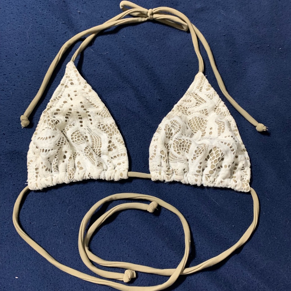 Crochet triangle bikini top